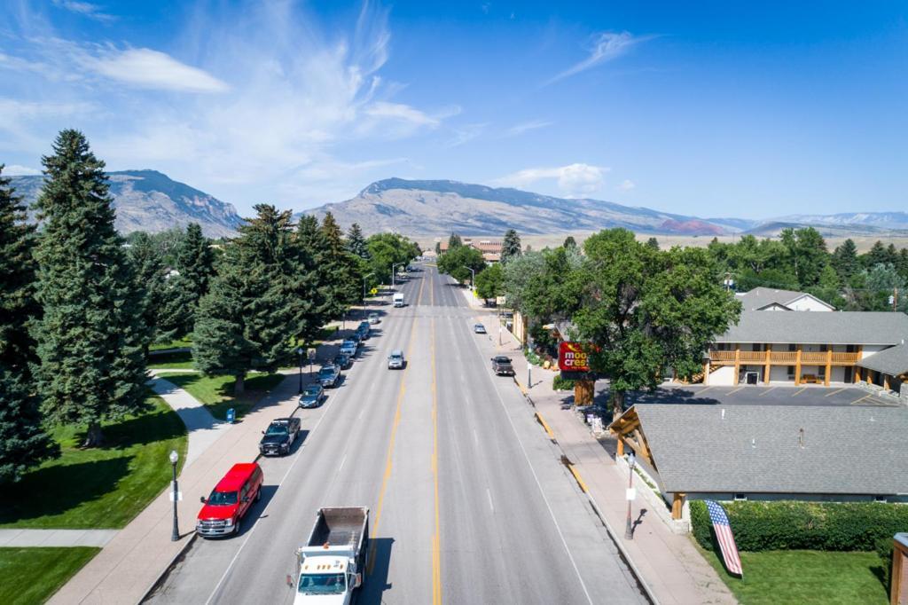 Moose Creek Lodge & Suites Cody Dış mekan fotoğraf